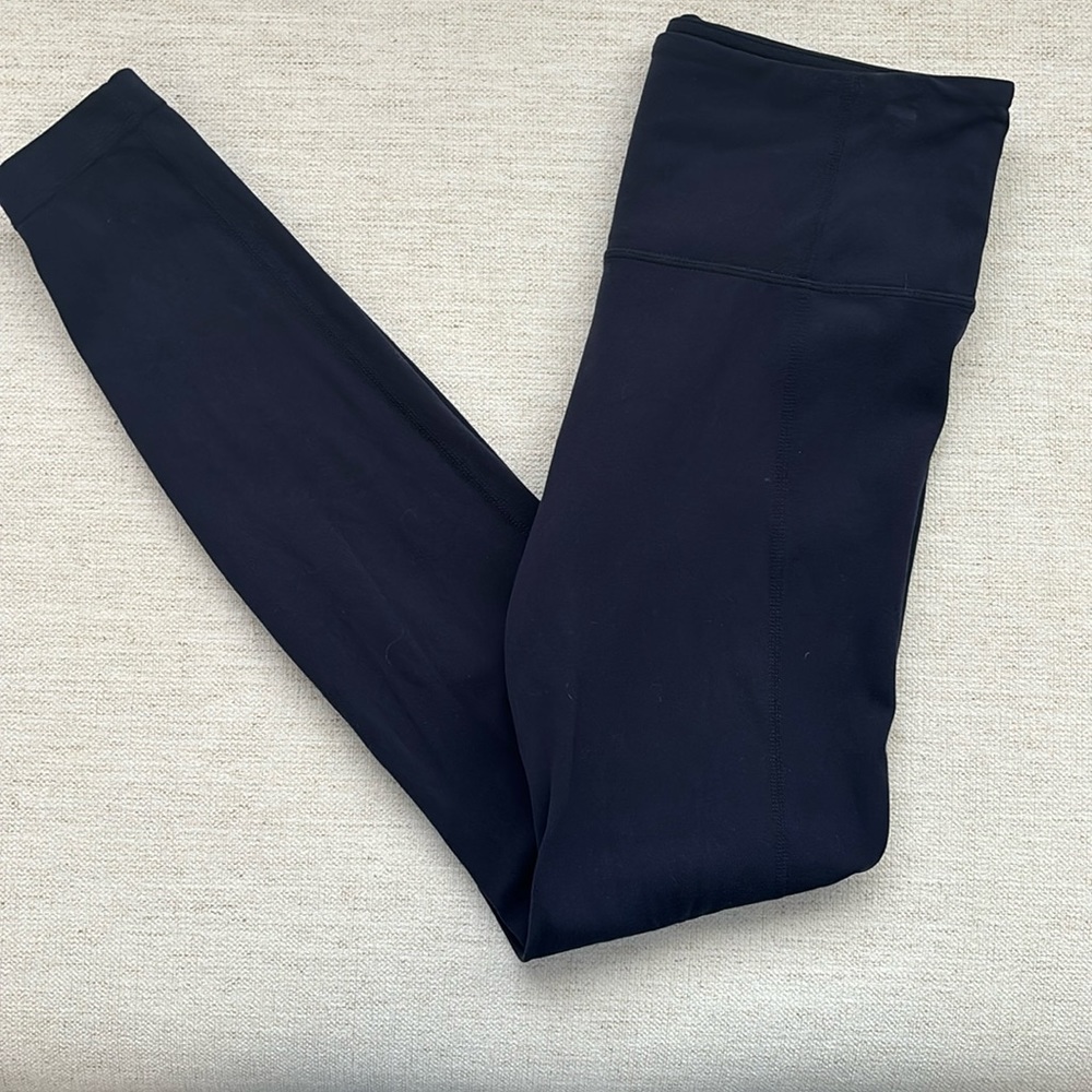 Athleta True Navy Powervita Leggings. Size Small. Excellent Condition.